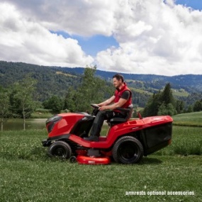 Zahradní traktor T22-105.4 HD V2 SD Premium